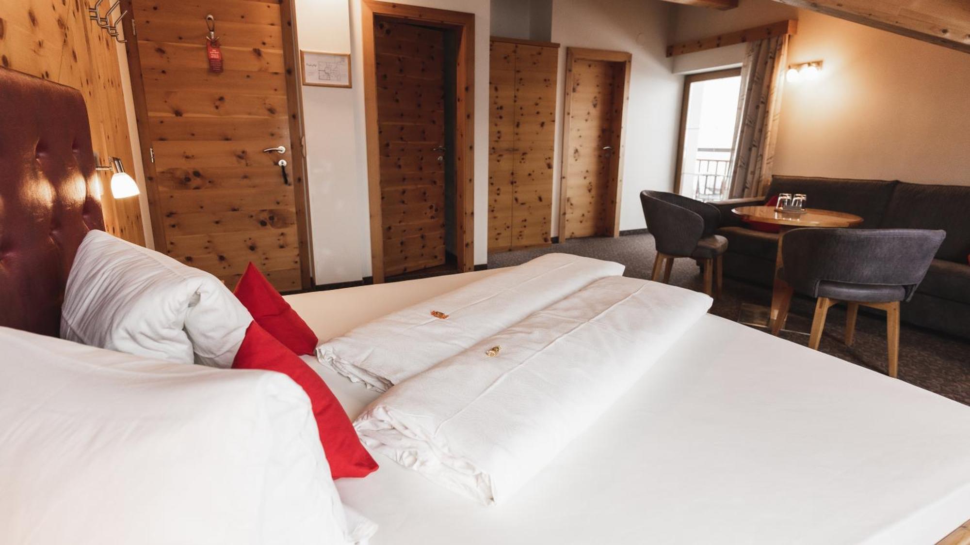 Pension Truya - Hof Fiss Bagian luar foto